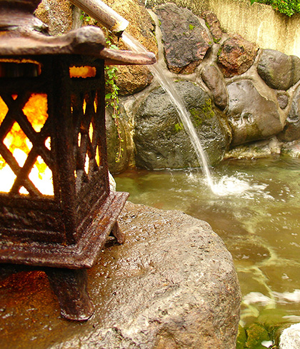 吉奈温泉・御宿さか屋の湯について